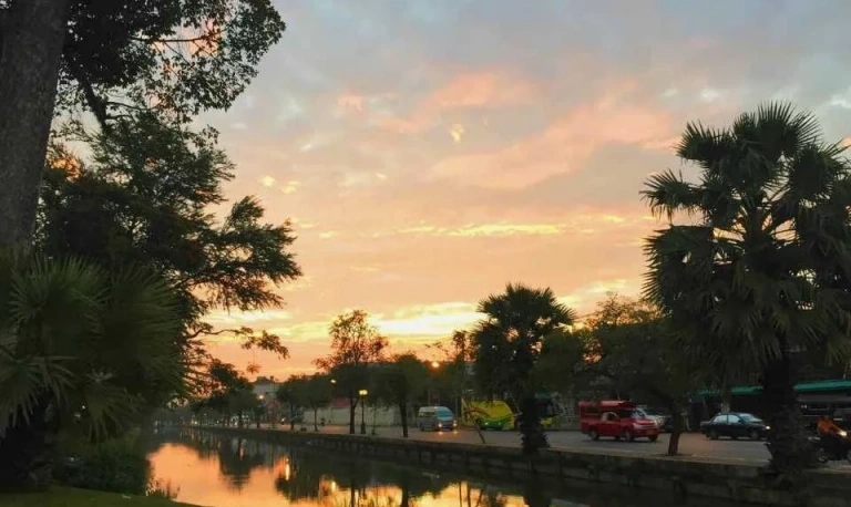 CMLocals Chiang Mai Locals Tools practical Chiang Mai living scene with planning and preparation